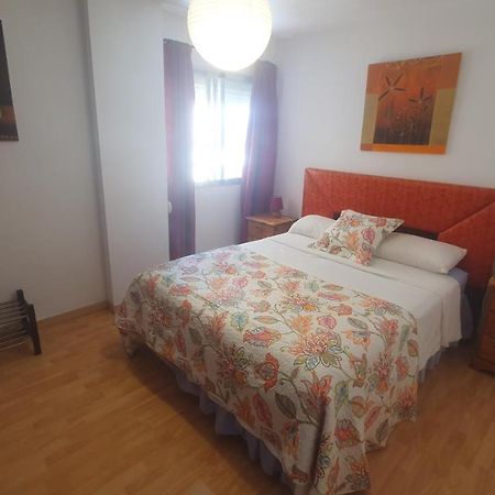 Visit Gibraltar Stay In La Linea For Less! La Línea de la Concepción Dış mekan fotoğraf